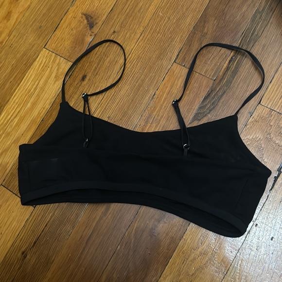 Alo mesh Bralette - Picture 2 of 4